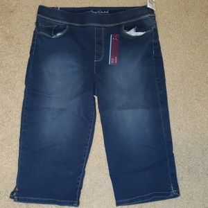 Gloria Vanderbilt Slimming Effect Sz 14